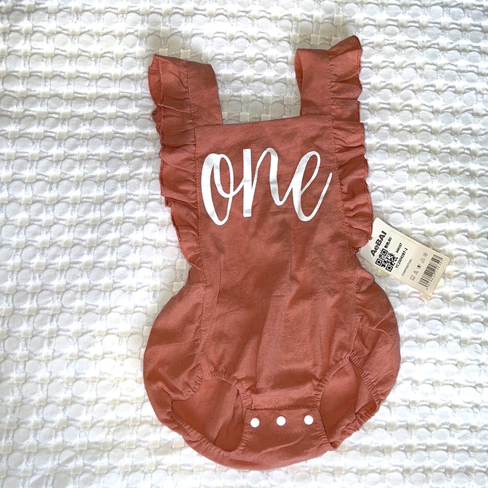 First birthday body suit